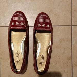 Soft Styles Hush Puppies Red Shoes, Size 9 EW